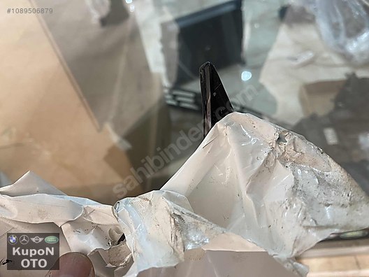 MERCEDES C SERİSİ 205 KASA SOL ÖN ÇAMURLUK SİYAH ÇIKMA ORJİNAL