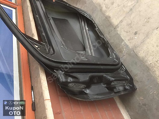 MERCEDES W204 C SERİSİ SAĞ ÖN KAPI ÇIKMA ORJİNAL