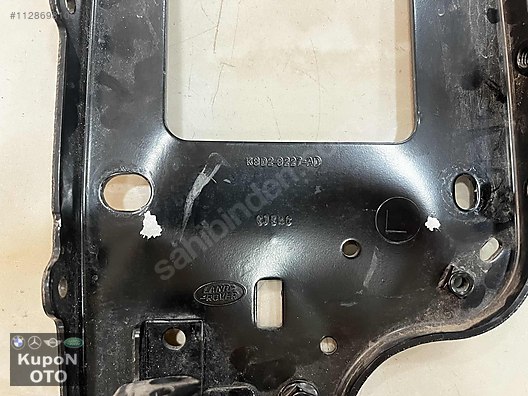 LR117328 K8D28227AD LAND ROVER DİSCOVERY SOL RADYATÖR ALT AYAK