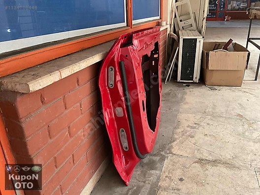 MERCEDES W117 CLA SAĞ ARKA KAPI ÇIKMA ORJİNAL