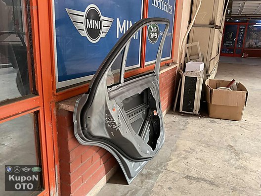 MERCEDES W212 E KASA MAKYAJLI SOL ARKA KAPI ÇIKMA ORJ