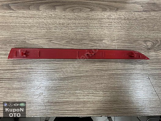 7847166 BMW F30 LCİ F31 F35 SAĞ ARKA TAMPON REFLEKTÖRÜ ÇIKMA ORJ