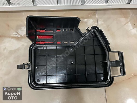 A4475400082 MERCEDES VİTO W447 SİGORTA KUTUSU KAPAĞI ÇIKMA ORJ