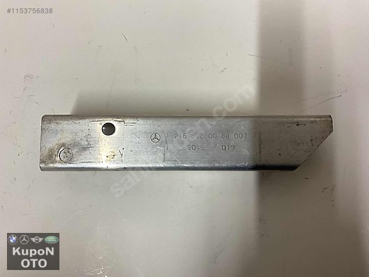 A2466260088 MERCEDES W117 W176 RADYATÖR DESTEK BRAKETİ ÇIKMA ORJ