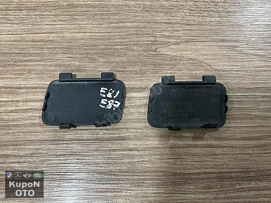 51117166581 7166581 BMW E81 E87 1 SERİSİ ÖN ÇEKİ DEMİR KAPAĞI