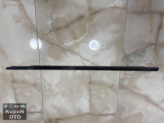 A1777258600 MERCEDES W177 SAĞ ÖN ÜST CAM ÇITASI ÇIKMA ORJİNAL