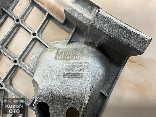 A1568851621 MERCEDES W156 156 GLA SAĞ ÖN TAMPON BRAKETİ