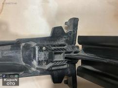 51117301713 7301713 BMW F32 F33 ÖN TAMPON DESTEK BAĞLANTI BRAKET