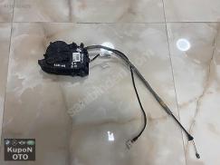 51247357097 7357097 BMW G11 G12 ARKA BAĞAJ KAPAK KİLİDİ MEKANİZMASI ÇIKMA ORJİNAL