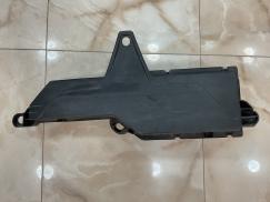 11718647449 8647449 BMW F30 F20 F32 F33 F36 B38 HAVA FİLİTRE KUTUSU ÇIKMA ORJİNAL