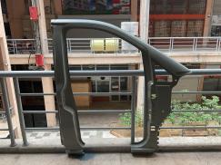 A4476373000 MERCEDES W447 SAĞ ÖN KAPI ÇERÇEVE SAÇI SIFIR ORJİNAL