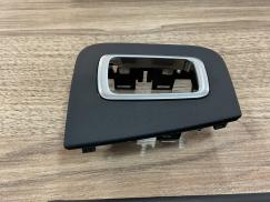 A2057200848 MERCEDES W205 SAĞ ÖN SAĞ ARKA KAPI CAM AÇMA DÜĞME YUVASI SIFIR ORJİNAL