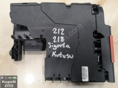 A2125407050 MERCEDES 212 218 ÖN EMNİYET SİGORTA KUTUSU ÇIKMA ORJİNAL