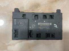 A2098200226 MERCEDES W209 CLK KAPI BEYNİ ÇIKMA ORJİNAL