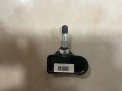 A0009057200 MERCEDES W117 W156 W166 W172 W176 W197 W204 W207 W 212 W216 W218 W221 W222 W 231 W 242 W246 W 251 W451 W461 W463 W906 LASTİK BASINÇ SENSÖRÜ ÇIKMA ORJ