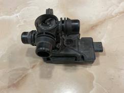 A0005061300 MERCEDES W118 W205 W166 W167 W177 W206 W213 W217 W222 W223 W238 W247 W253 W257 W290 W293 W447 W463 W465 W780 W907 W910 RADYATÖR SU YÖNLENDİRME VALFİ ÇIKMA ORJİNAL