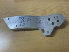 T52785A MERCEDES W213 ÖN SOL RADYATÖR DESTEK AYAĞI ÇIKMA ORJİNAL 