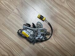 7468353 BMW F40 F44 G20 G21 SAĞ KAPUT KİLİDİ ÇIKMA ORJİNAL