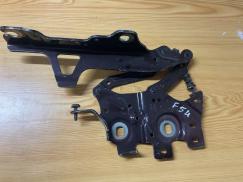 735135809 MİNİ COOPER F54 ÖN SAĞ KAPUT MENTEŞESİ ÇIKMA ORJİNAL