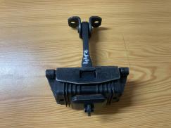 A6397200216 MERCEDES W639 ÖN SOL KAPI MENTEŞESİ ÇIKMA ORJİNAL