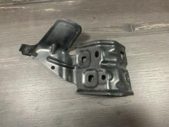 A1778810100 MERCEDES W177 ÖN SOL ÇAMURLUK BRAKETİ ÇIKMA ORJİNAL