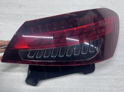 A2139065209 MERCEDES W213 MAKYAJLI SAĞ ARKA STOP ÇIKMA ORJİNAL (CAM DEĞİŞMİŞTİR)