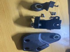 A2138204004 MERCEDES BENZ W213 Far BRAKETİ  SAĞ TAMİR SETİ